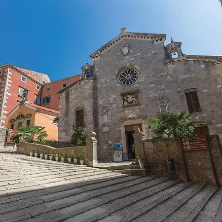 2 Bedroom Pet Friendly In Lazarici Casa vacanze Potpićan