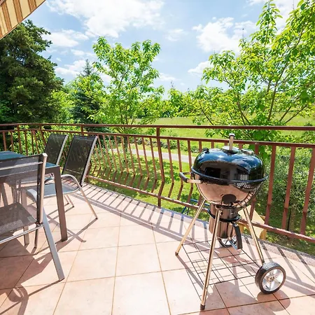 2 Bedroom Pet Friendly In Lazarici